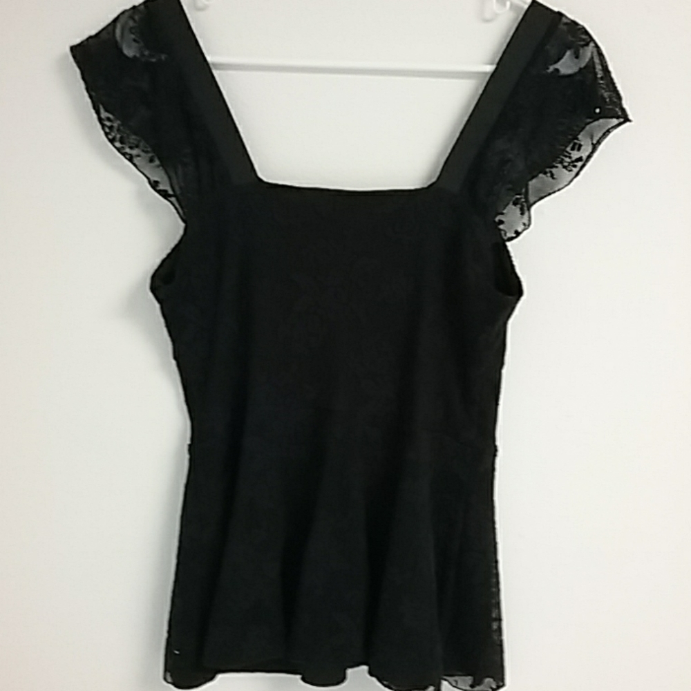 Top - Picture 2 of 2